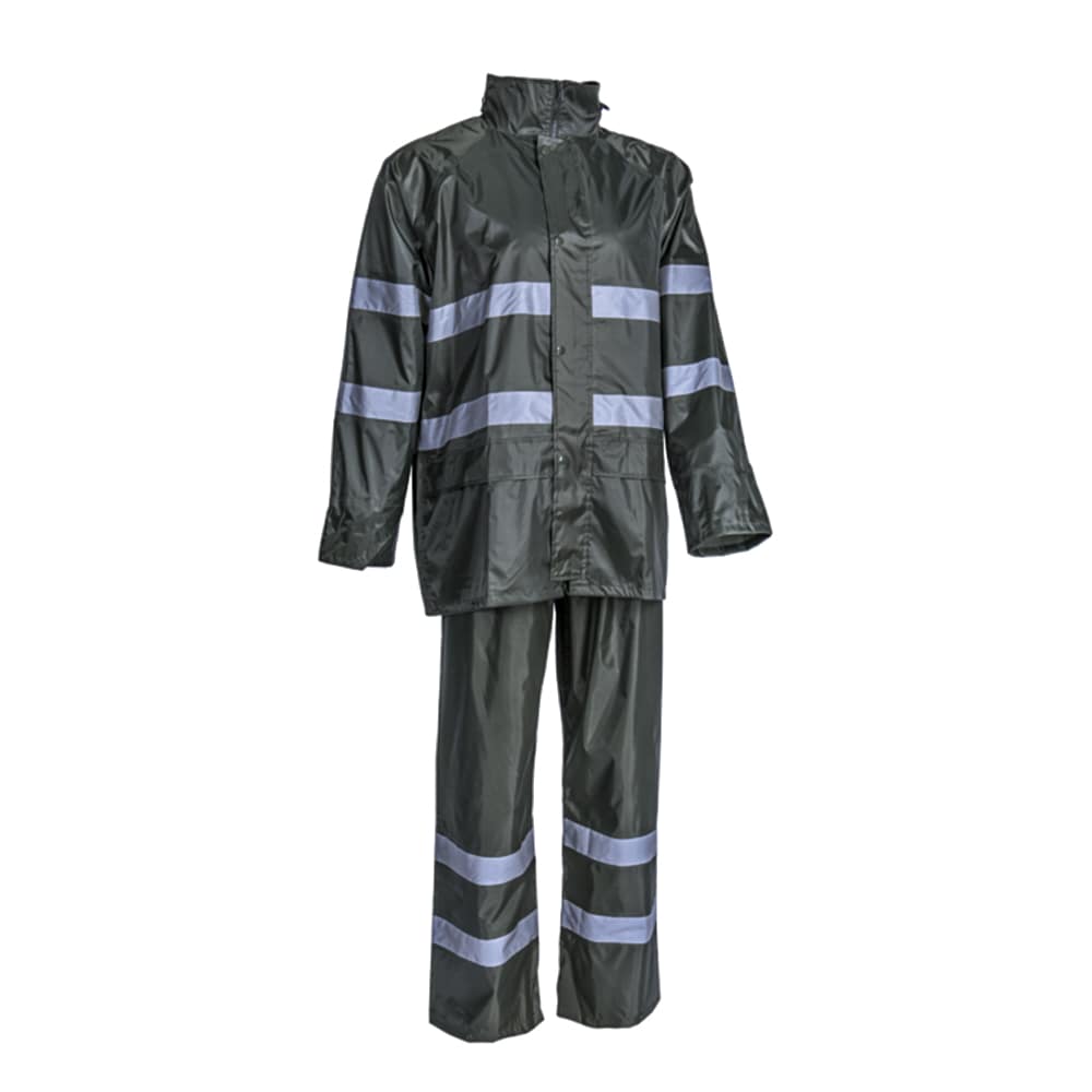 L'ensemble de pluie Rainet est un choix idéal pour rester au sec et confortable lors de journées pluvieuses. Fabriqué à partir de 100% polyester enduit PVC souple de 200g/m2, il offre une protection imperméable contre les intempéries.