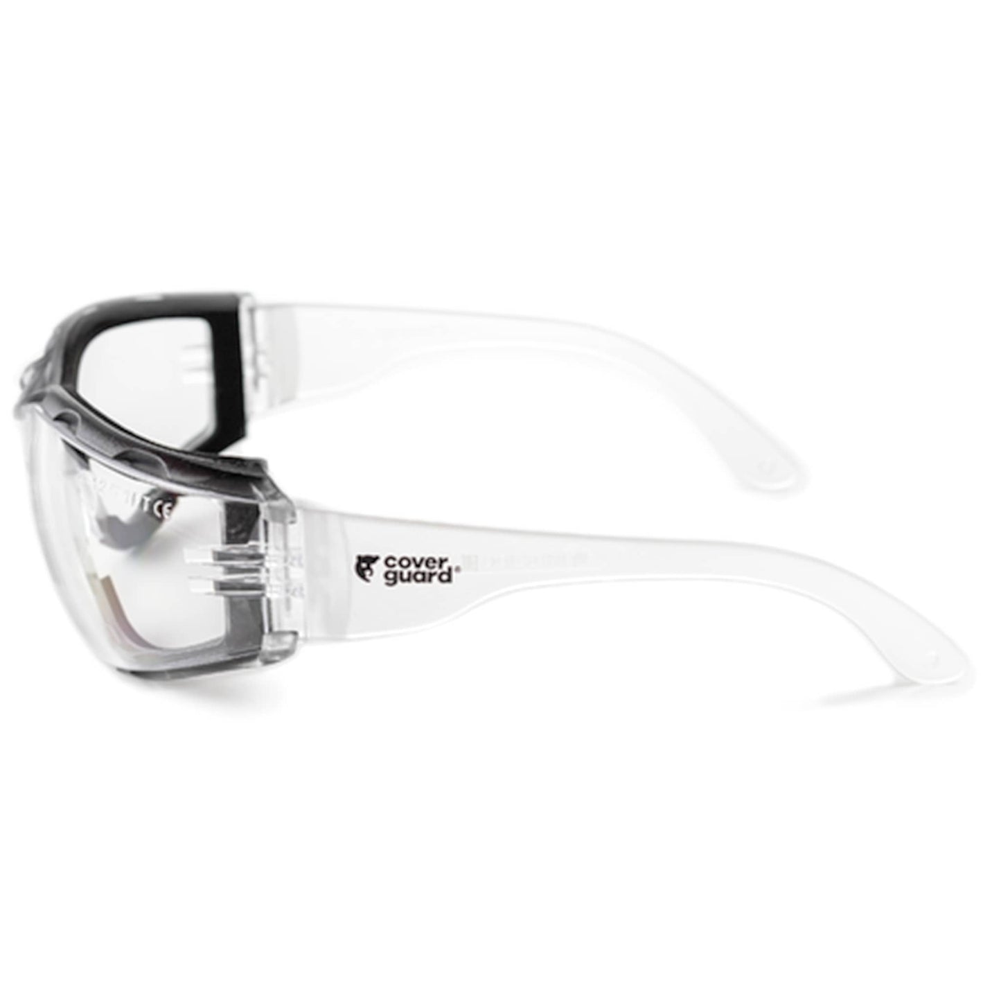 Offrez à vos yeux une protection optimale avec les Lunettes de protection SIGMA DUST. Elles sont équipées d'un oculaire en polycarbonate incolore avec un traitement anti-UV et anti-rayure pour une meilleure visibilité et une longue durée de vie. Le bord mousse en polymère SBR limite l'exposition aux grosses particules, tandis que les branches en polycarbonate flexible assurent un excellent confort. 